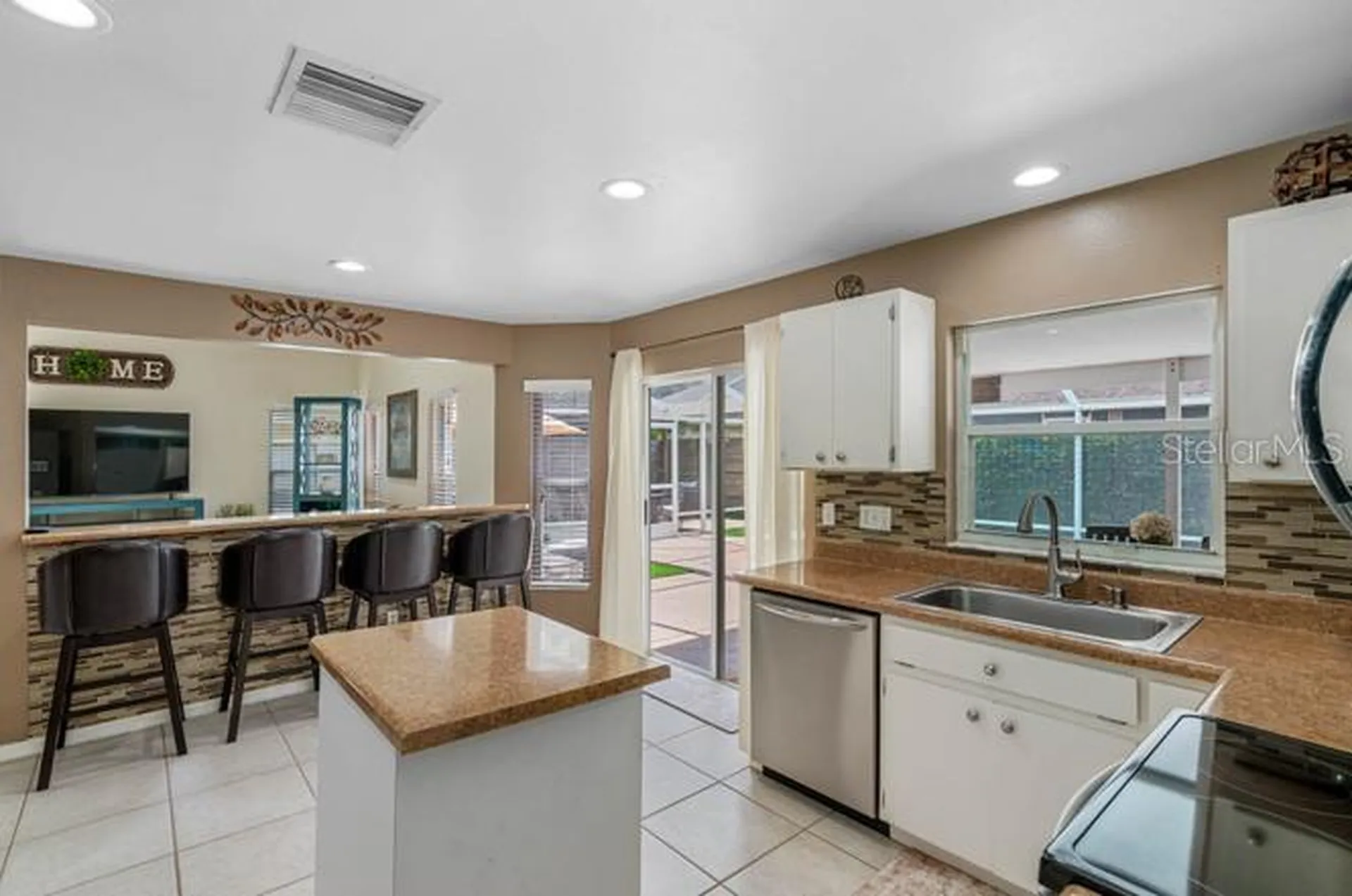2301 Millcreek Court Valrico FL 33596