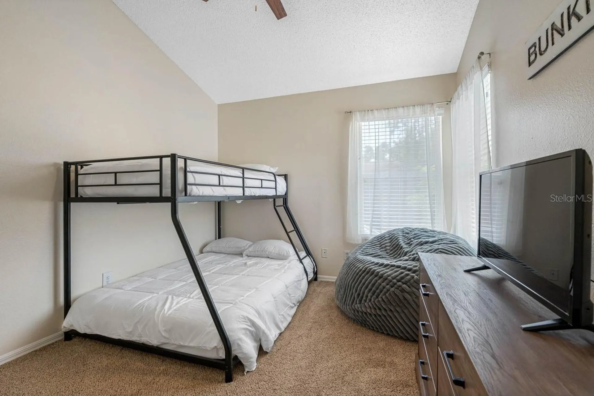 2301 Millcreek Court Valrico FL 33596