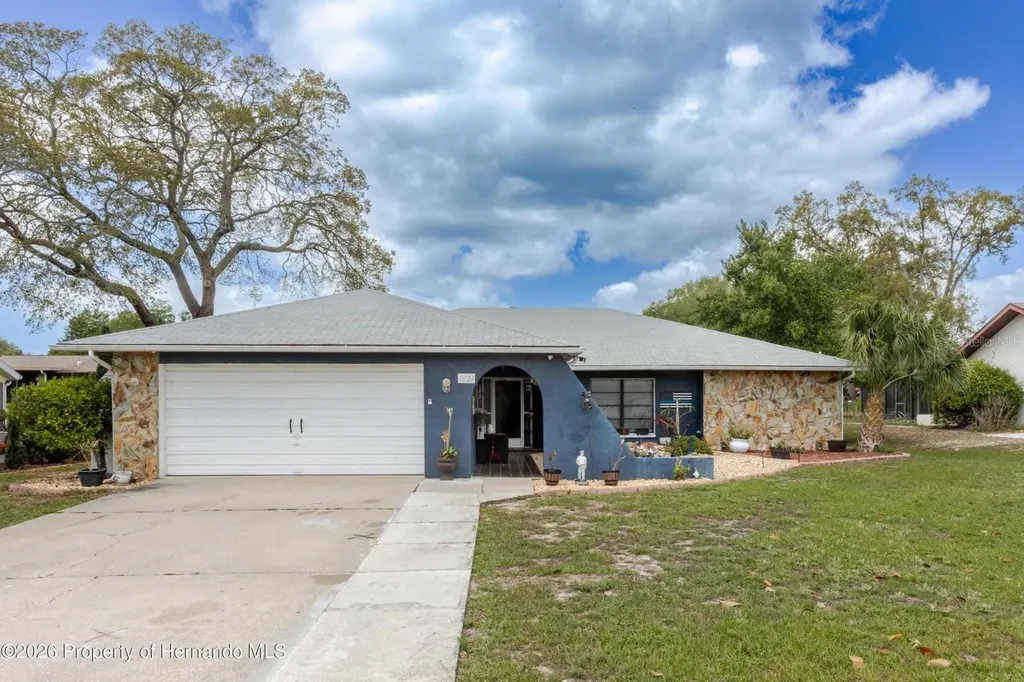 9027 Bonnet Way Weeki Wachee FL 34613