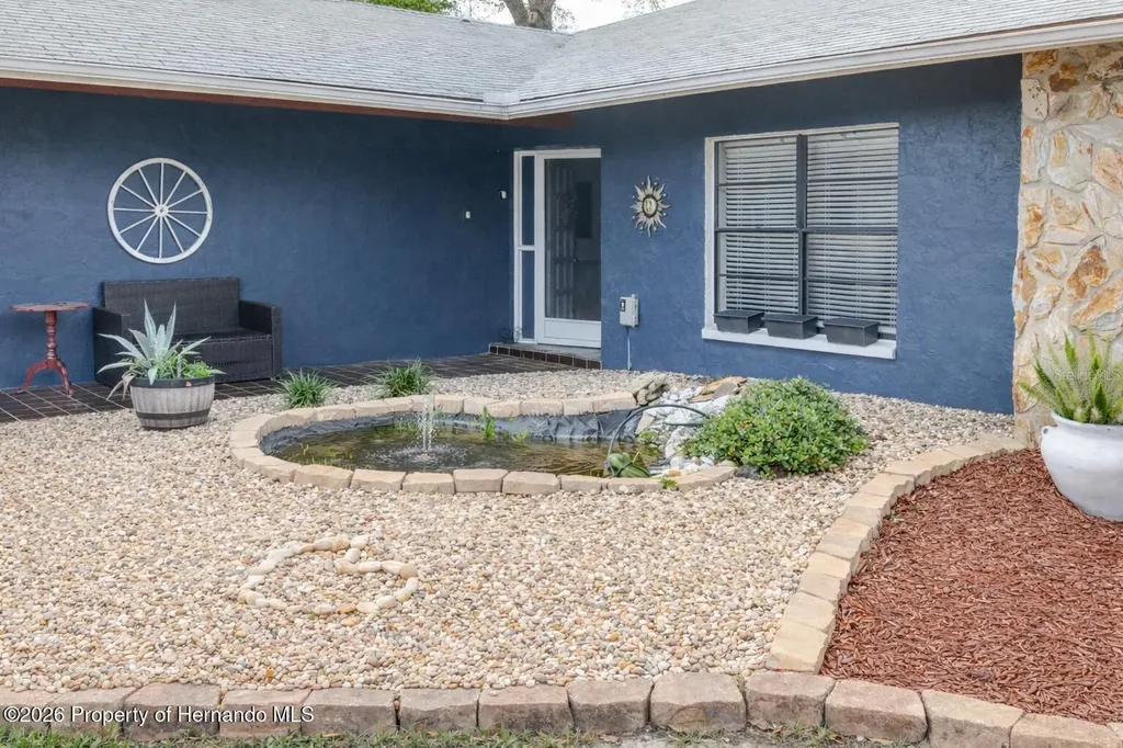 9027 Bonnet Way Weeki Wachee FL 34613