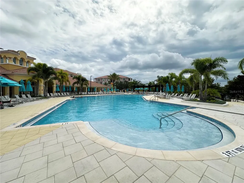 5024 Shoreway Loop Orlando FL 32819