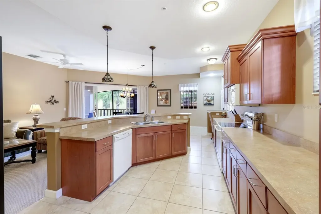 8721 Piazza Del Lago Circle Estero FL 33928