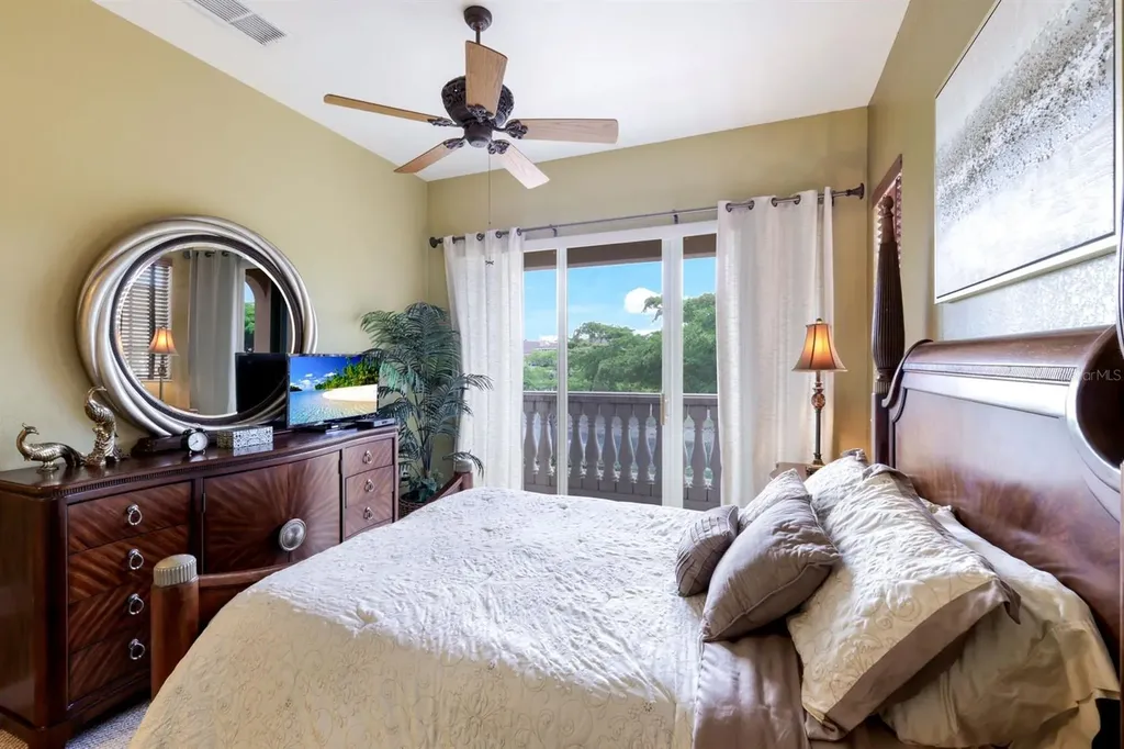 8721 Piazza Del Lago Circle Estero FL 33928