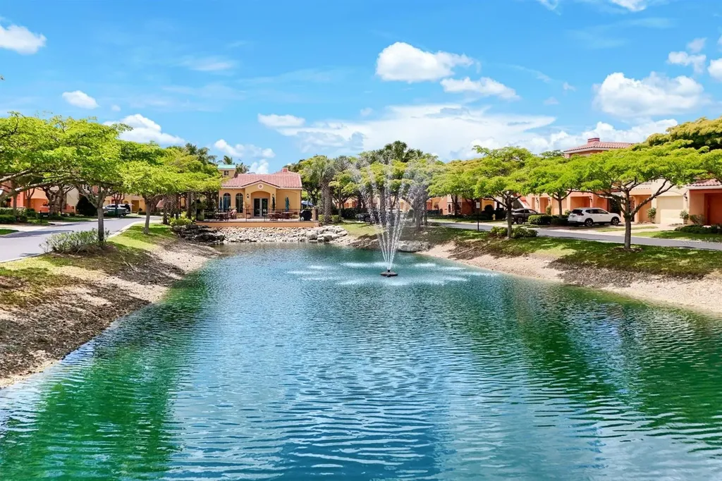 8721 Piazza Del Lago Circle Estero FL 33928
