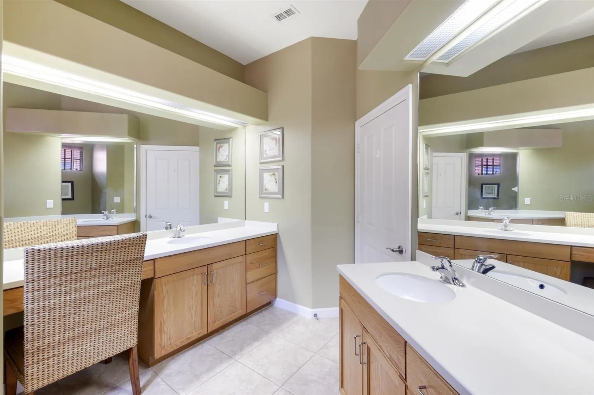 8721 Piazza Del Lago Circle Estero FL 33928