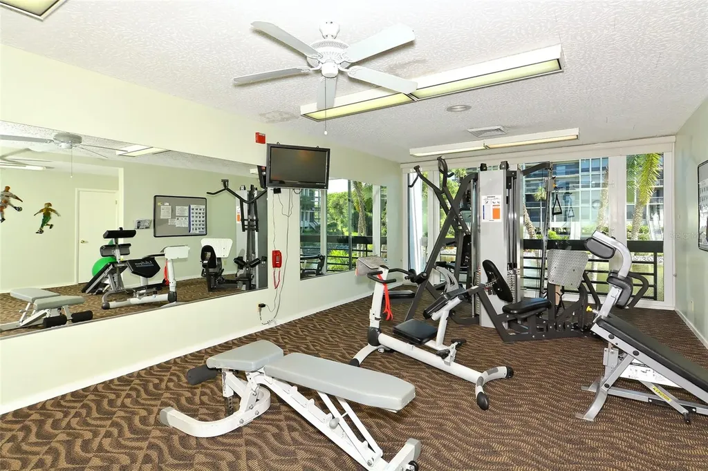 1115 Gulf Of Mexico Drive Longboat Key FL 34228