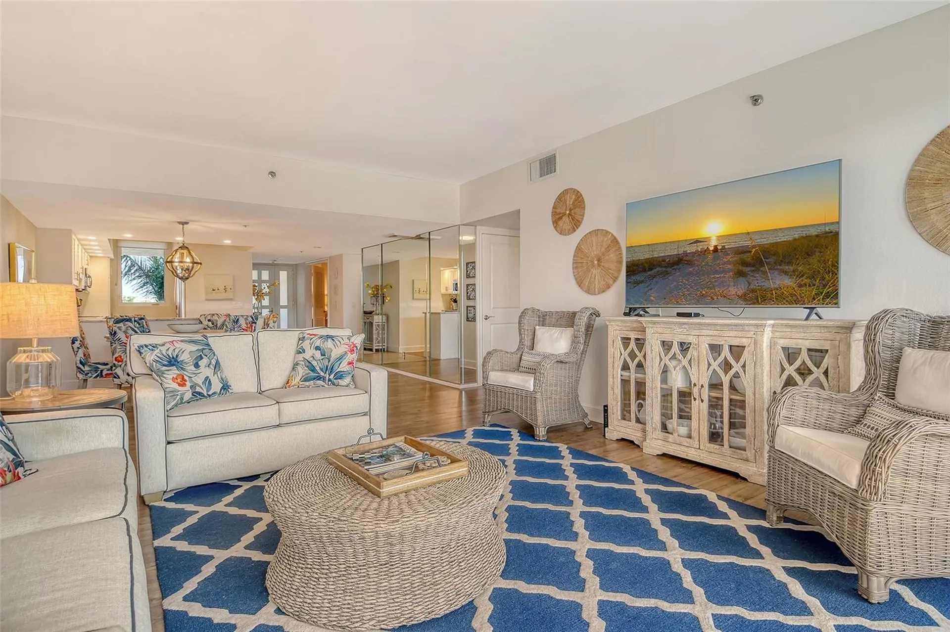 1115 Gulf Of Mexico Drive Longboat Key FL 34228