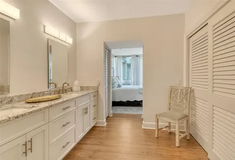 1115 Gulf Of Mexico Drive Longboat Key FL 34228
