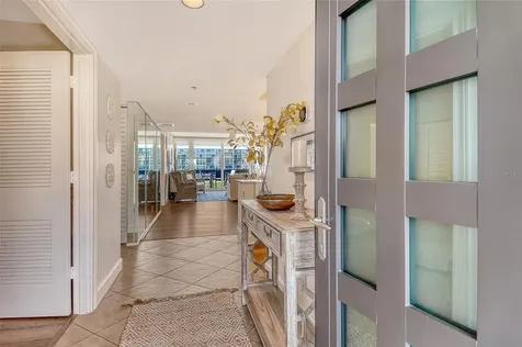 1115 Gulf Of Mexico Drive Longboat Key FL 34228
