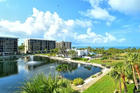 1115 Gulf Of Mexico Drive Longboat Key FL 34228