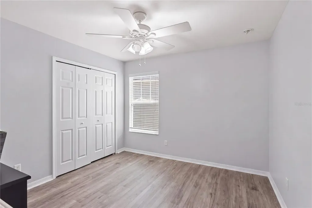 16018 Loneoak View Drive Lithia FL 33547