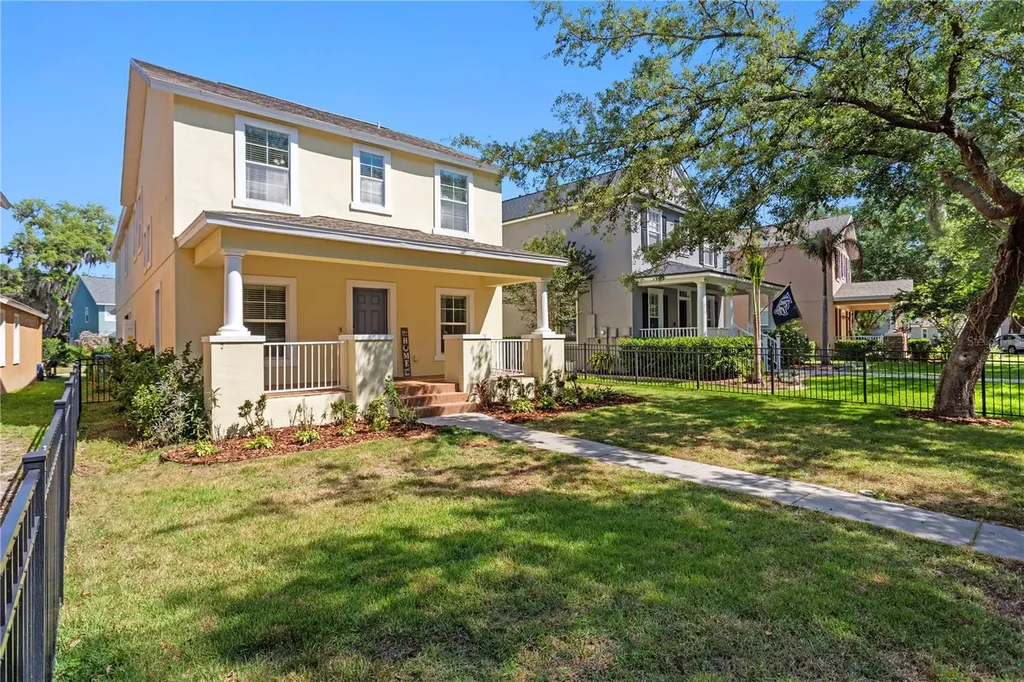 16018 Loneoak View Drive Lithia FL 33547