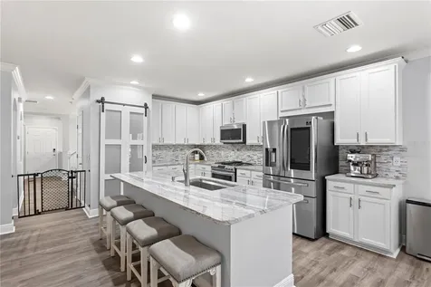 16018 Loneoak View Drive Lithia FL 33547