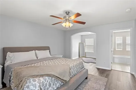 16018 Loneoak View Drive Lithia FL 33547