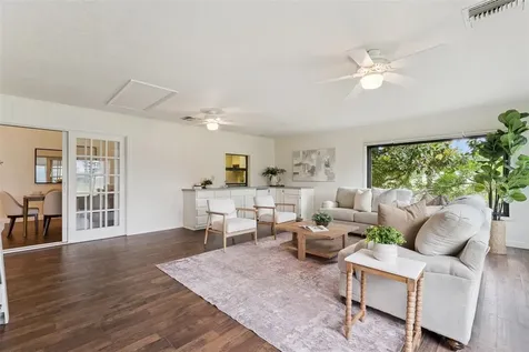 6401 Wellington Drive Orlando FL 32819