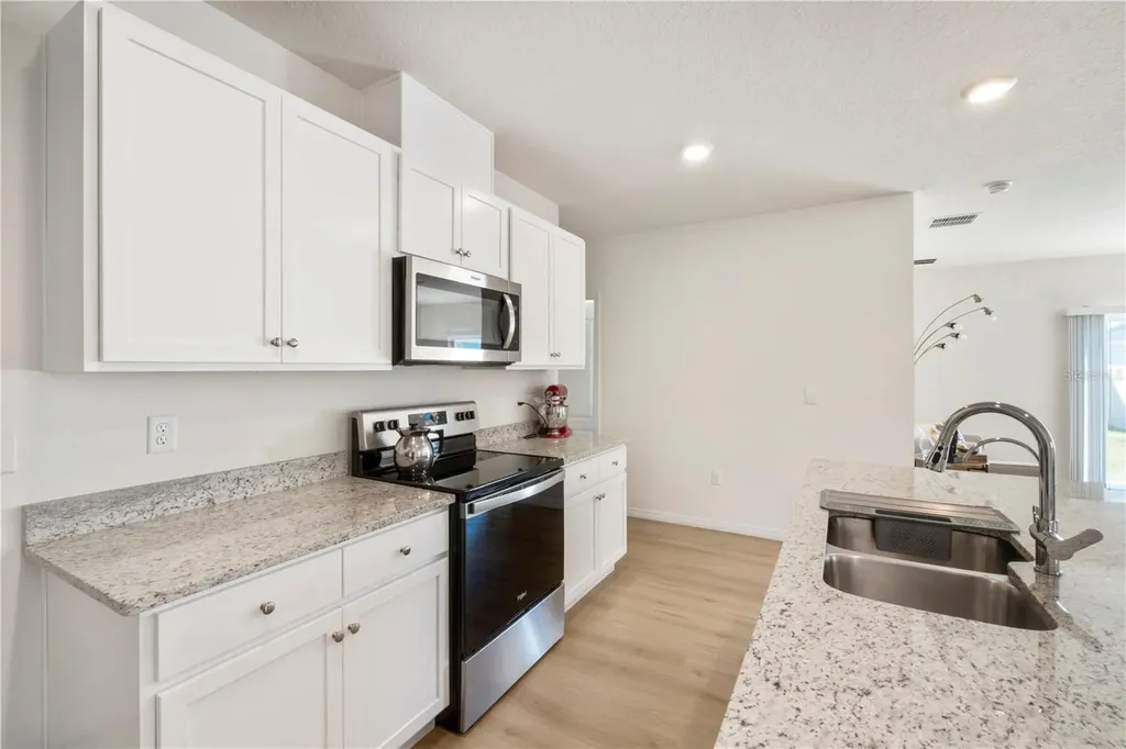 2630 Angel Falls Drive Davenport FL 33837