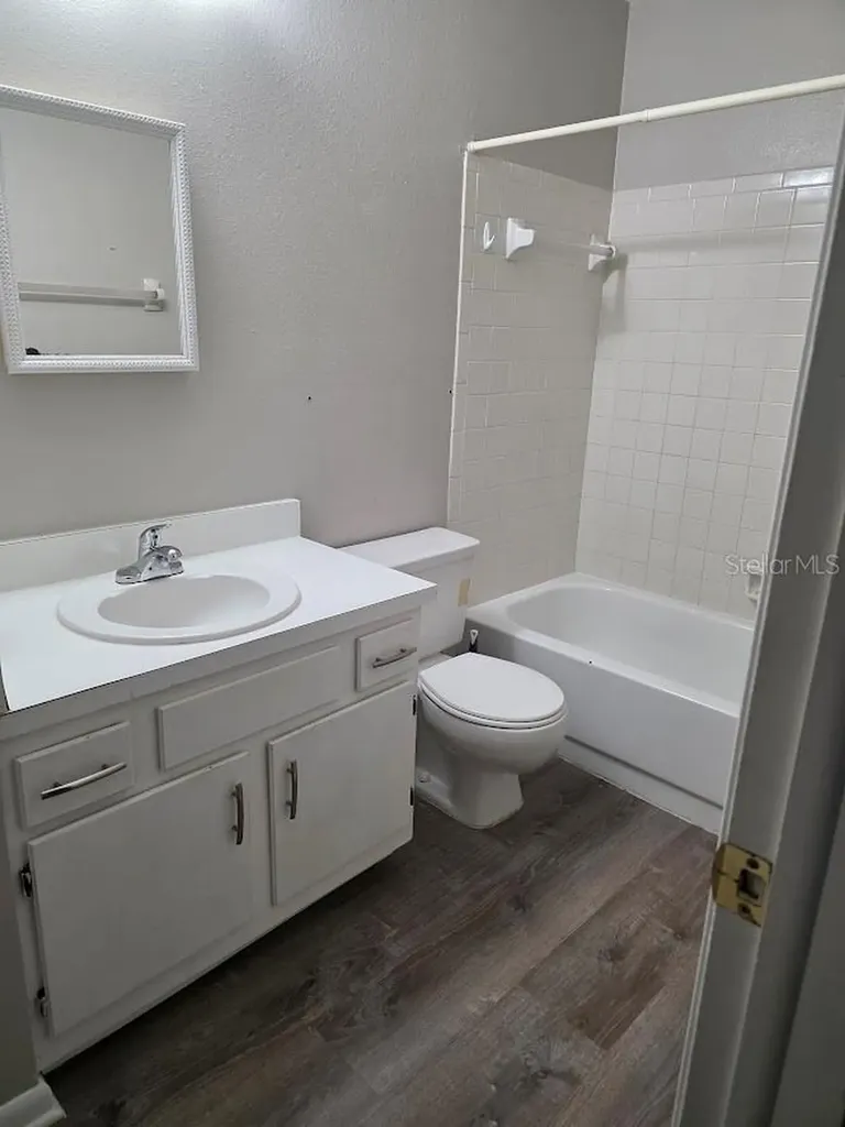 2031 Pine Chace Court Tampa FL 33613