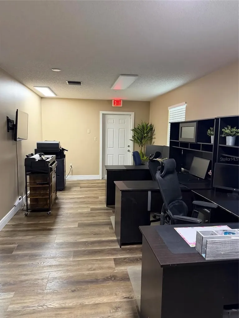 131 W Broadway Street Oviedo FL 32765