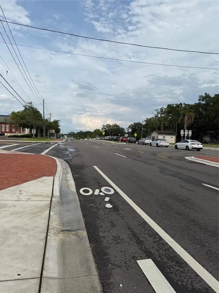 131 W Broadway Street Oviedo FL 32765