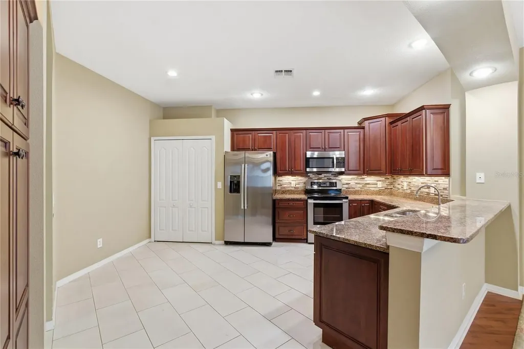 30442 Lettingwell Circle Wesley Chapel FL 33543