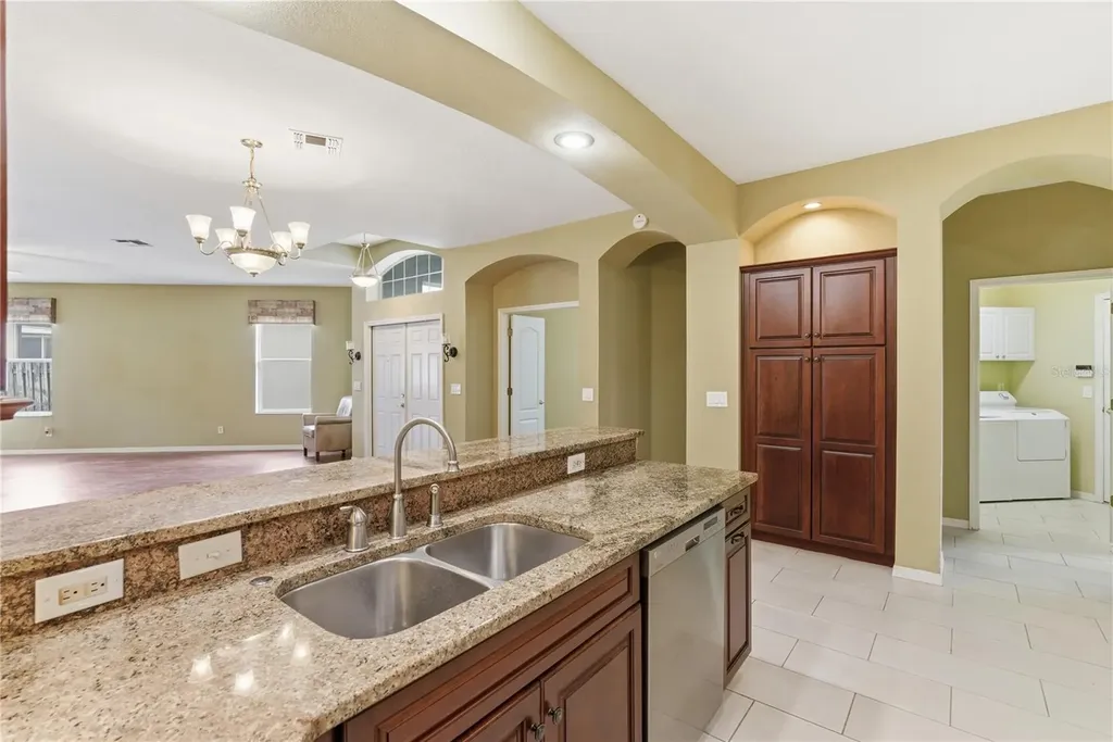 30442 Lettingwell Circle Wesley Chapel FL 33543