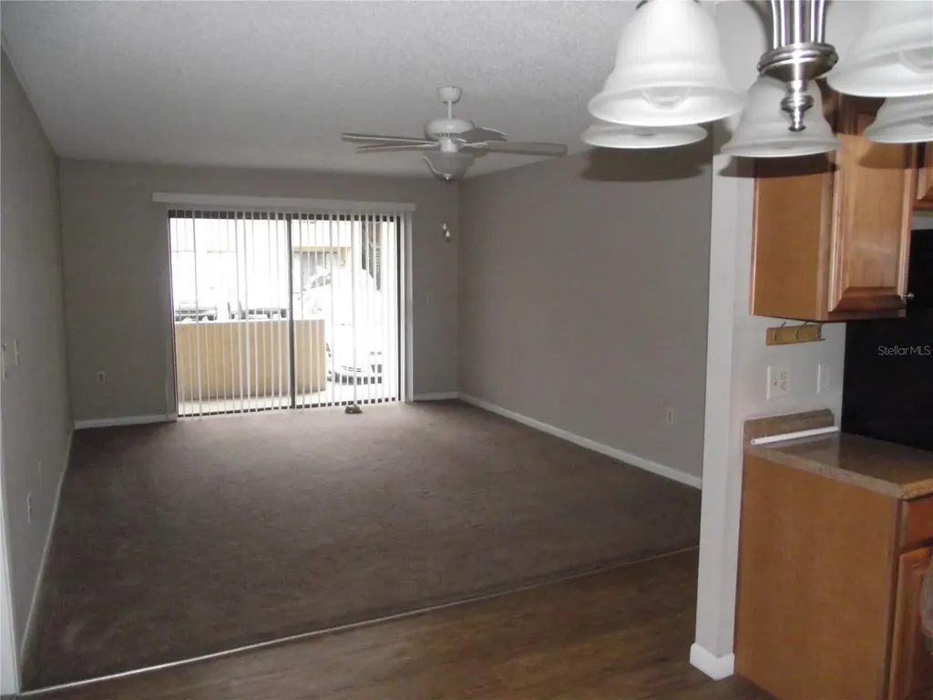 5293 Vineland Road Orlando FL 32811