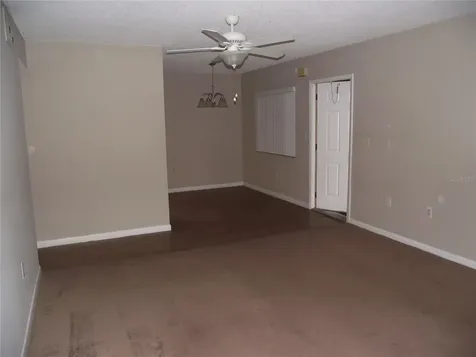 5293 Vineland Road Orlando FL 32811