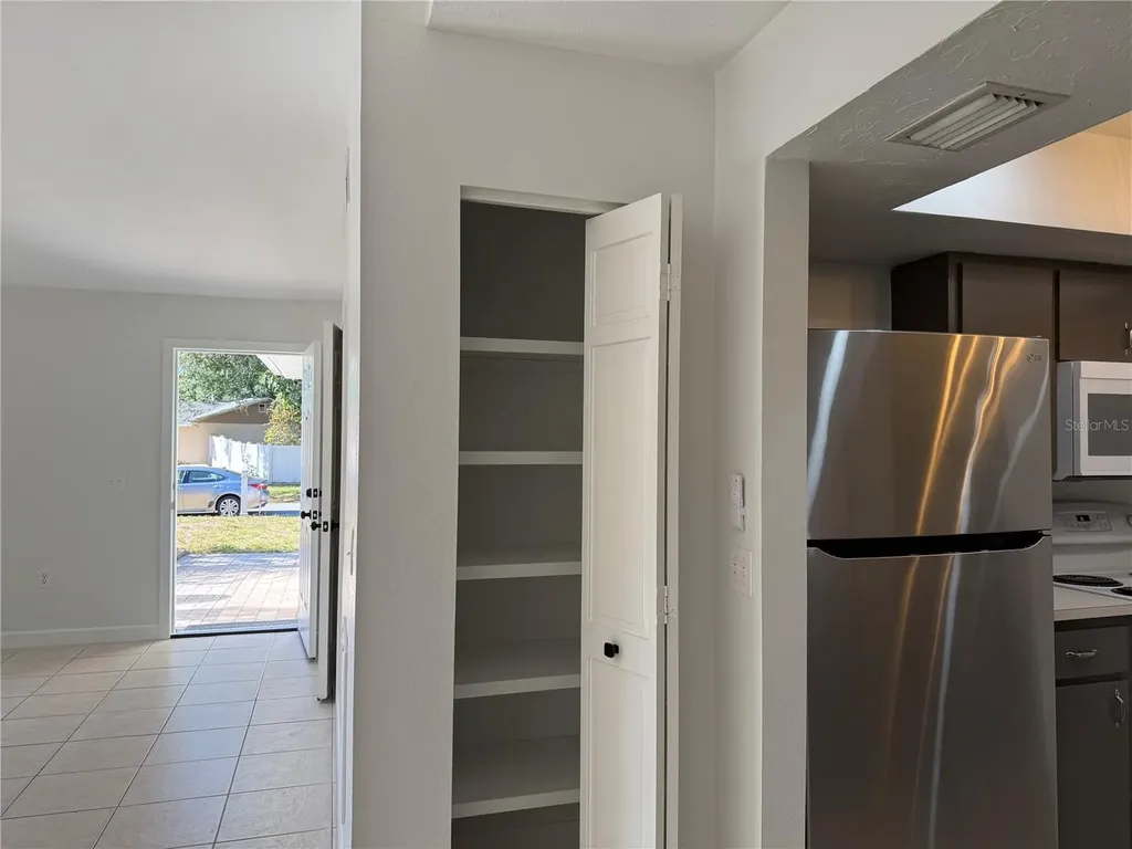 4503 Hale Street Sarasota FL 34233