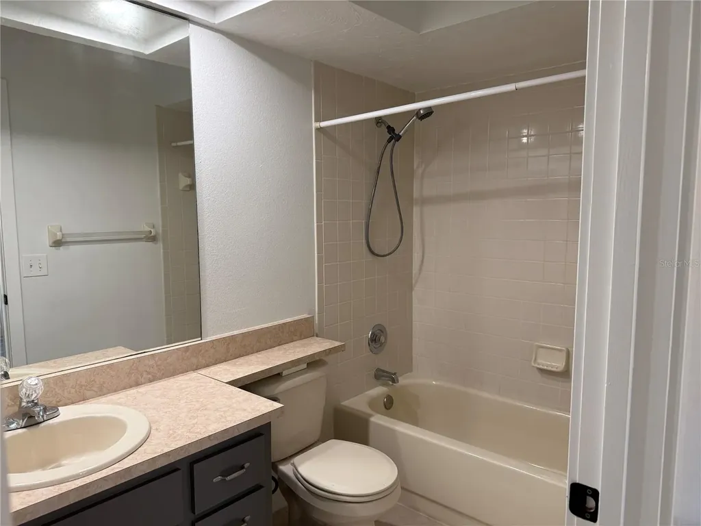 4503 Hale Street Sarasota FL 34233