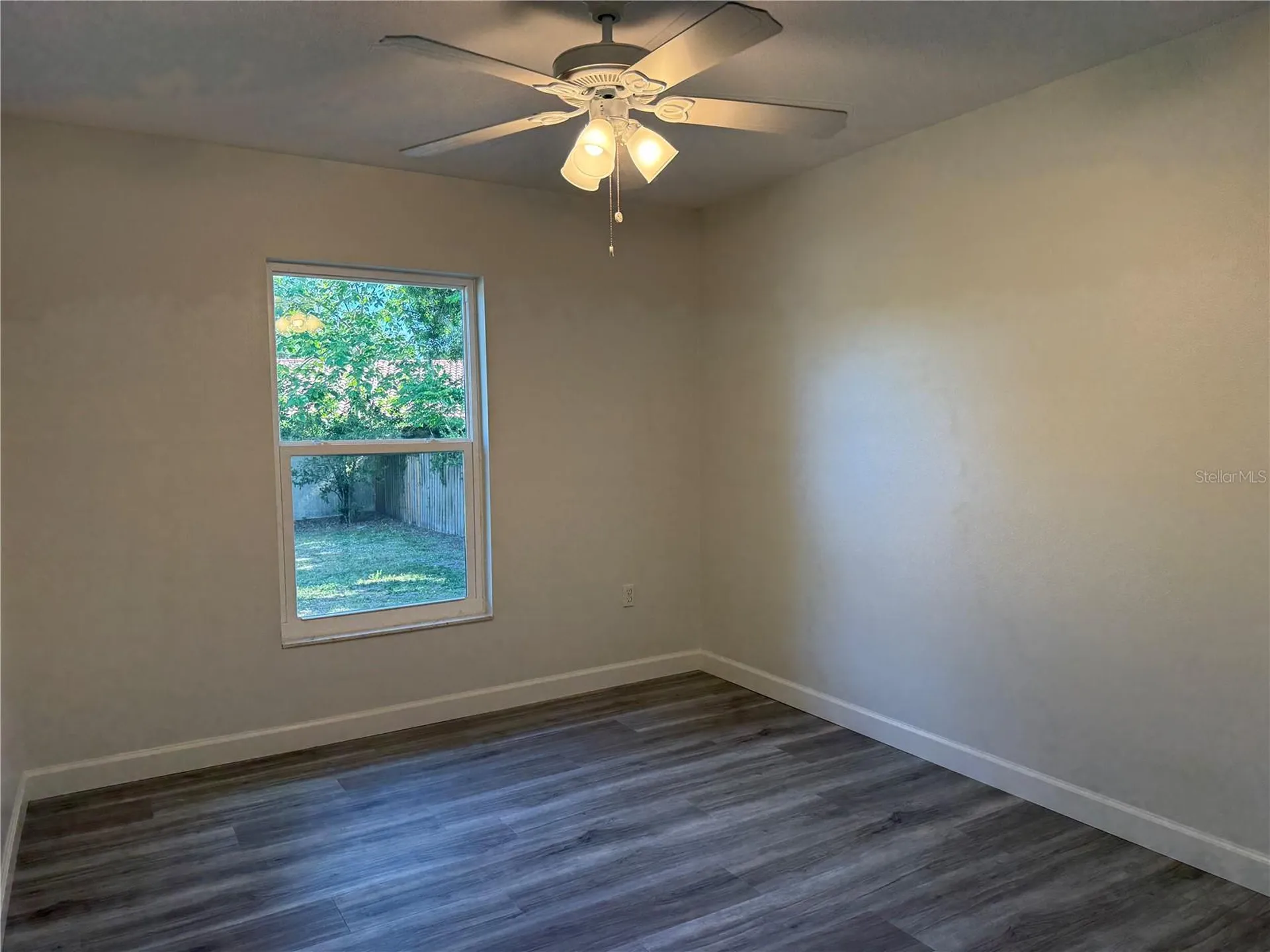 4503 Hale Street Sarasota FL 34233