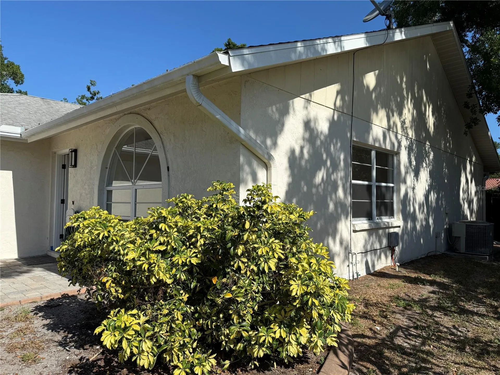4503 Hale Street Sarasota FL 34233