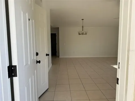 4503 Hale Street Sarasota FL 34233