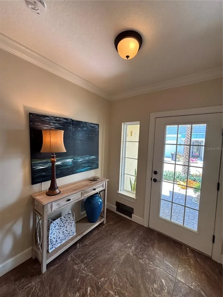 3231 Nautical Place S St Petersburg FL 33714