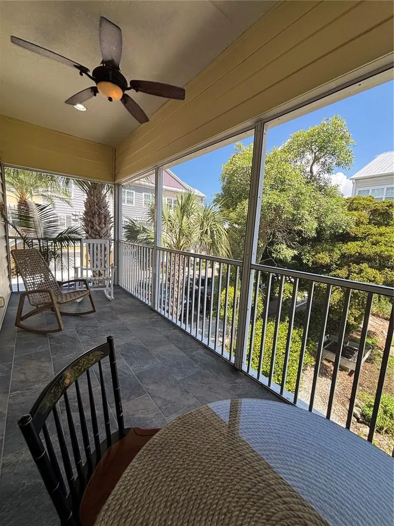 3231 Nautical Place S St Petersburg FL 33714