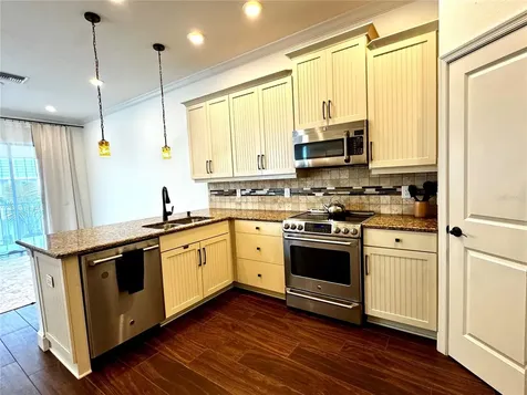 3231 Nautical Place S St Petersburg FL 33714