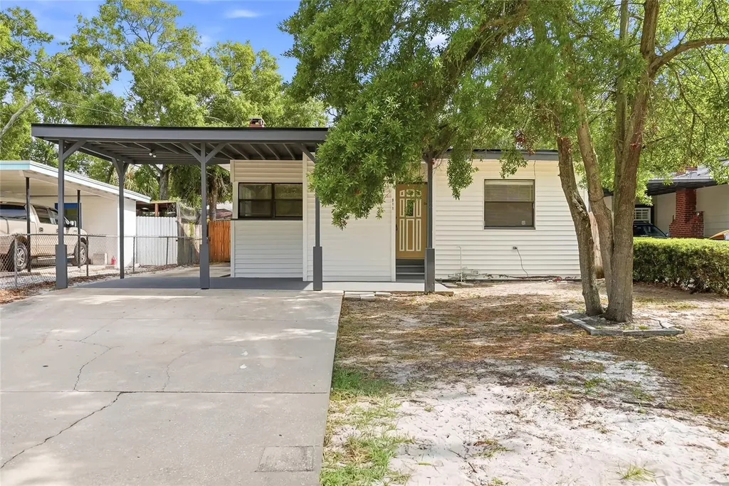 911 Magnolia Drive Clearwater FL 33756