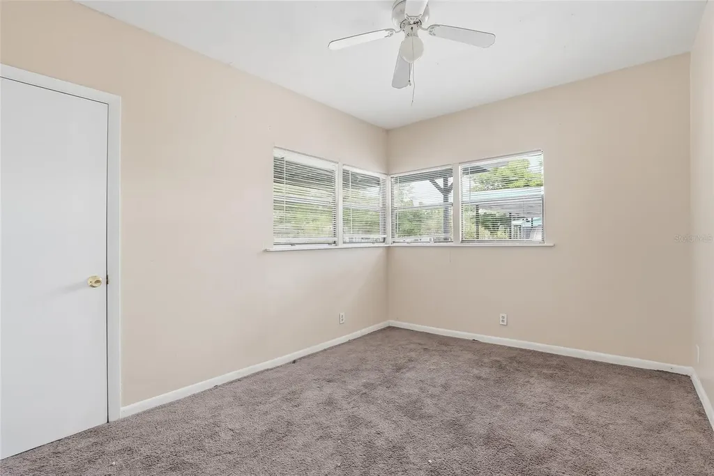 911 Magnolia Drive Clearwater FL 33756