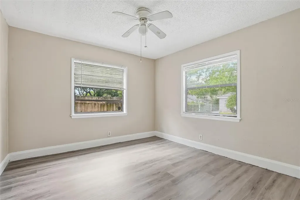 911 Magnolia Drive Clearwater FL 33756