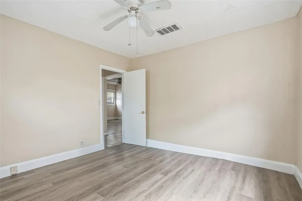 911 Magnolia Drive Clearwater FL 33756