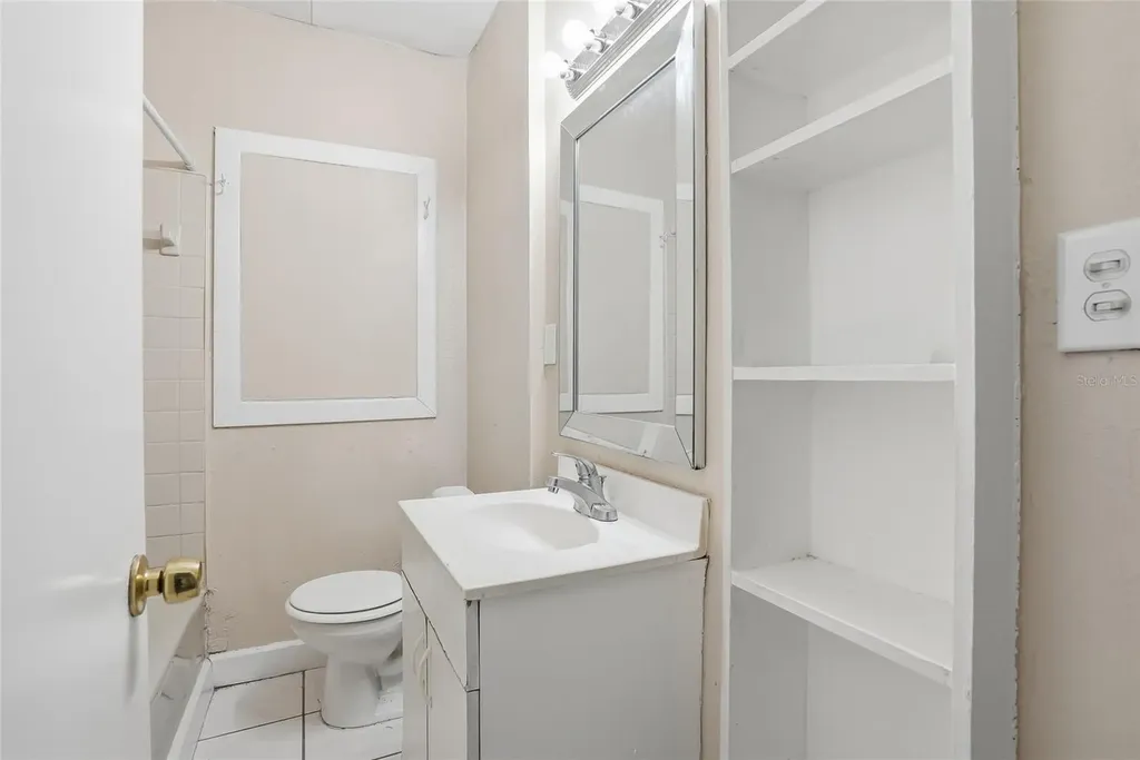 911 Magnolia Drive Clearwater FL 33756