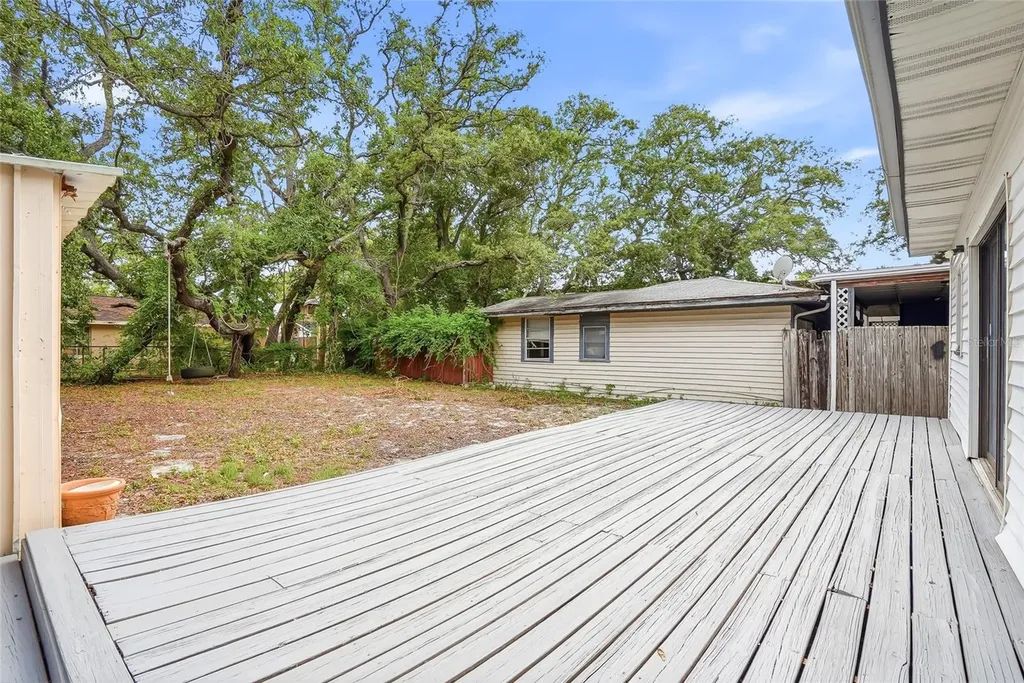 911 Magnolia Drive Clearwater FL 33756