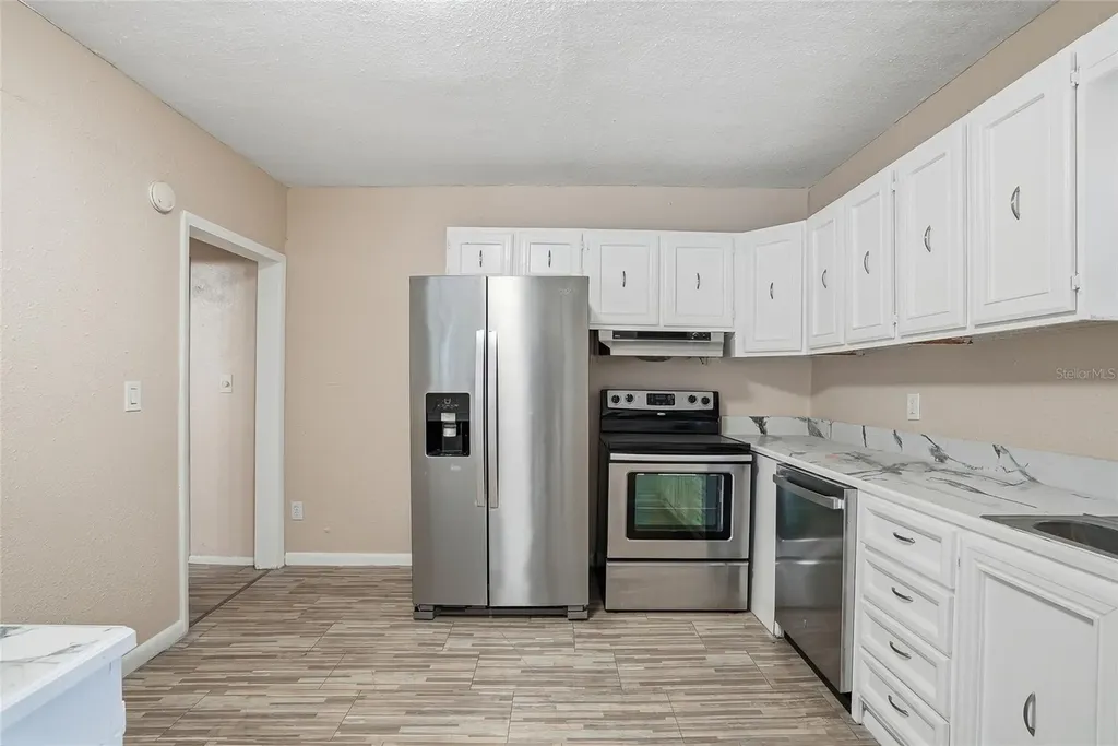 911 Magnolia Drive Clearwater FL 33756