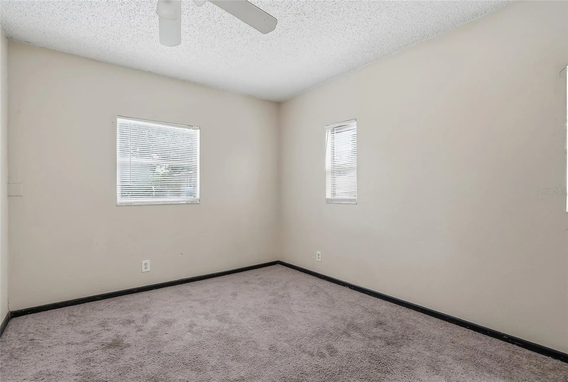 911 Magnolia Drive Clearwater FL 33756