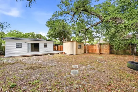 911 Magnolia Drive Clearwater FL 33756
