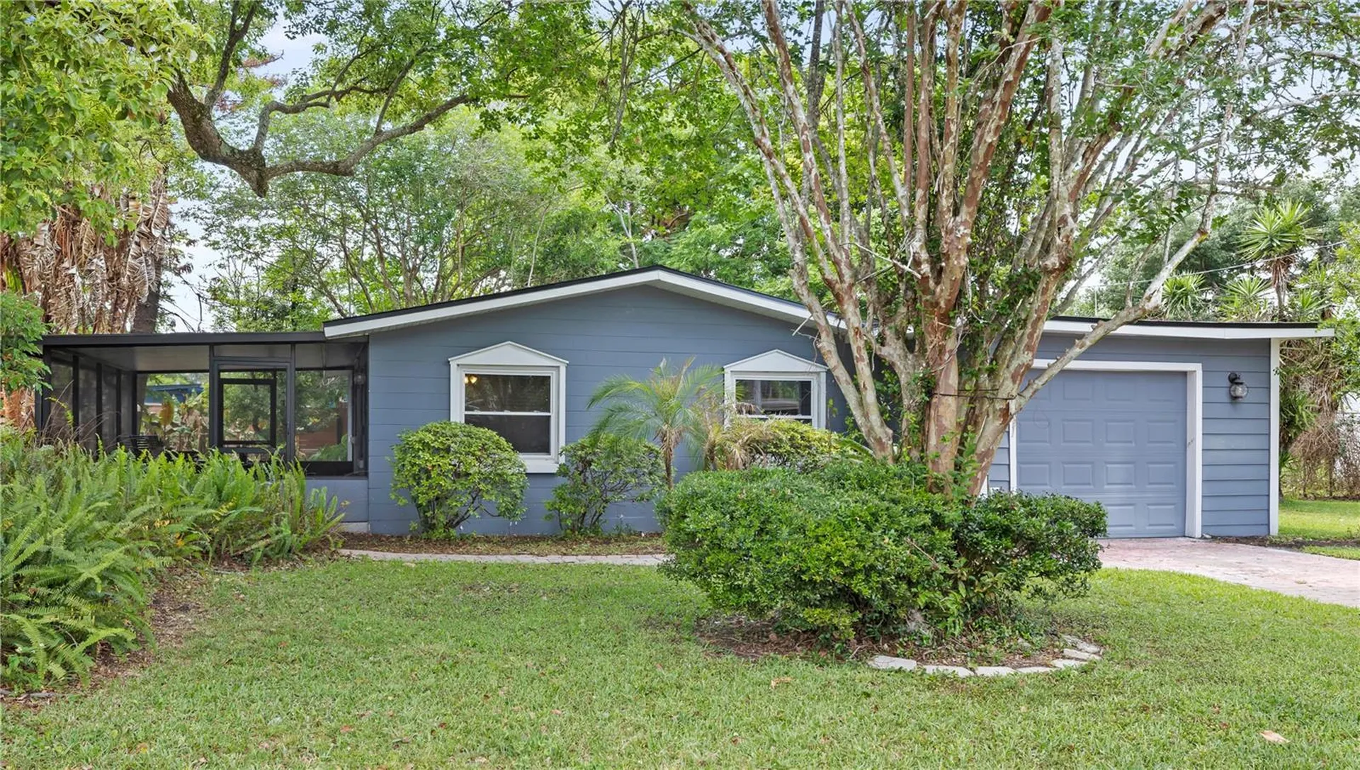 3010 Touraine Avenue Orlando FL 32812