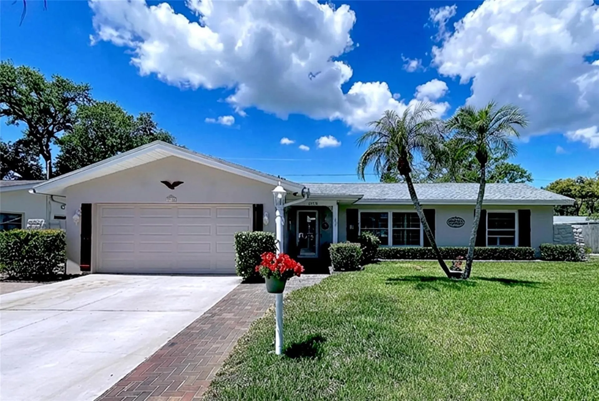 1858 Paradise Lane Clearwater FL 33756