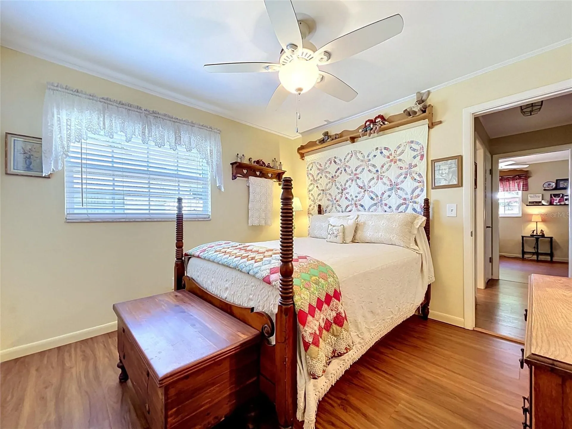 1858 Paradise Lane Clearwater FL 33756