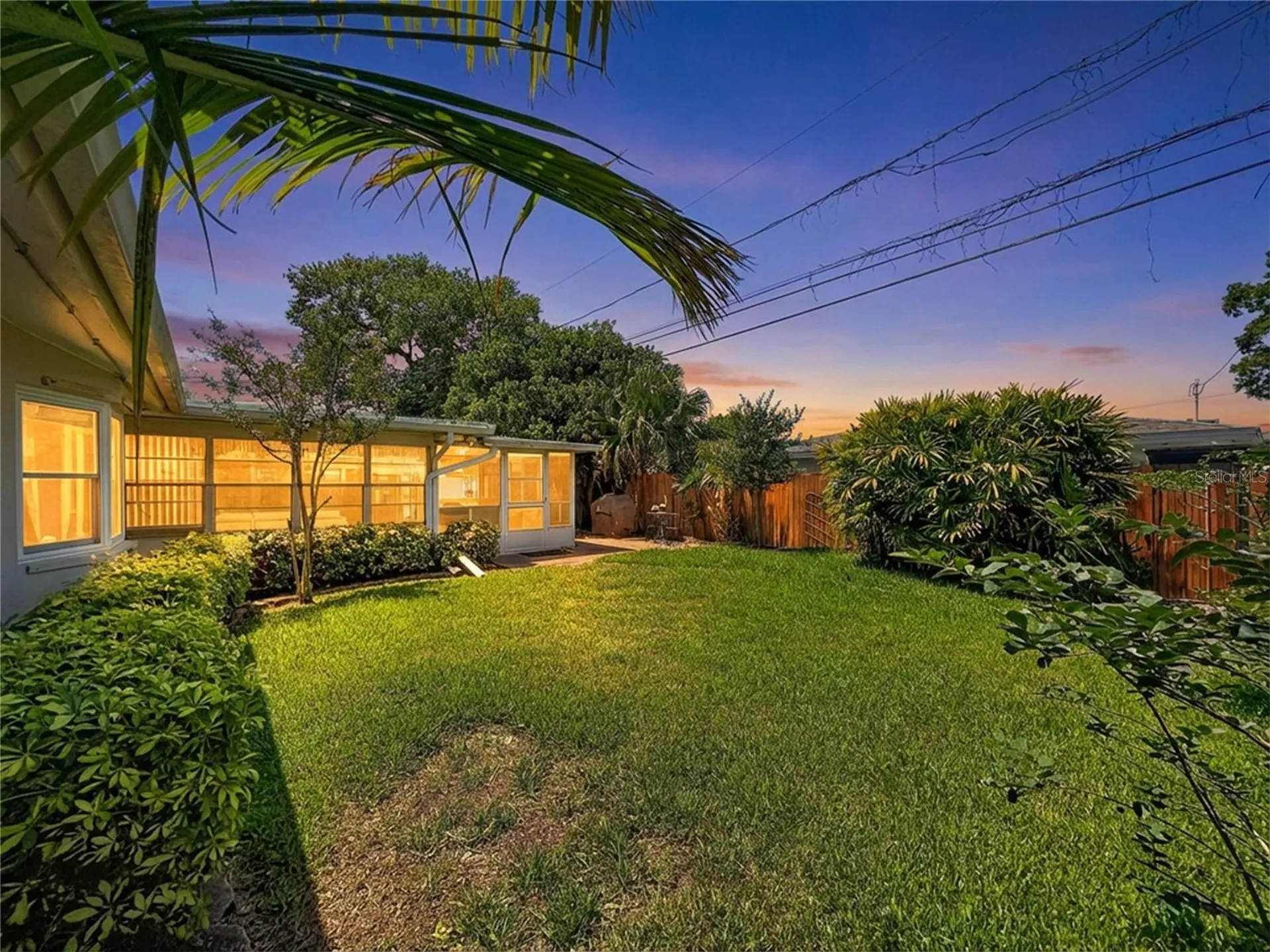1858 Paradise Lane Clearwater FL 33756