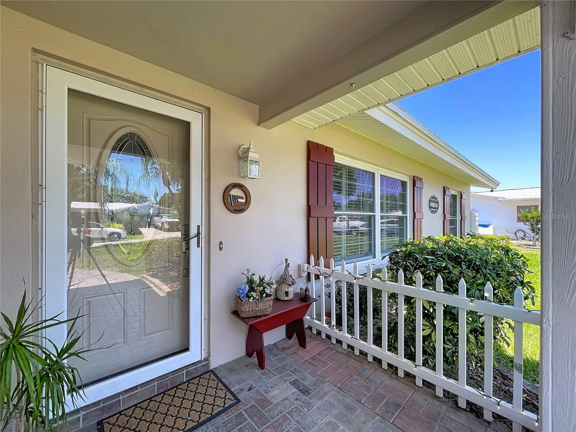 1858 Paradise Lane Clearwater FL 33756