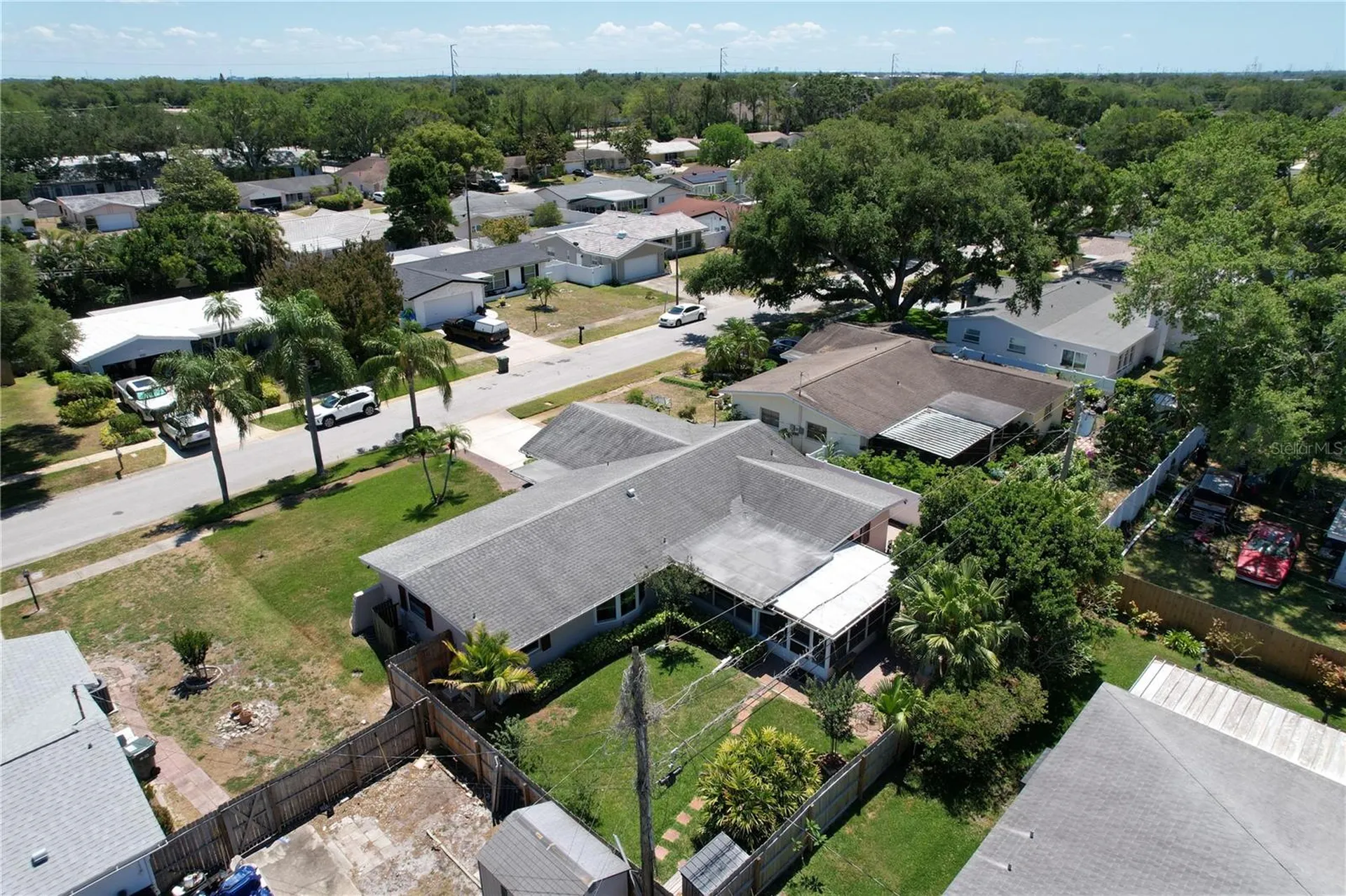 1858 Paradise Lane Clearwater FL 33756